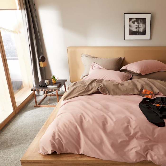 91家纺网 家纺一手货源 找家纺 涞澳家纺 2019新款50磨绒双拼四件套 藕粉棕