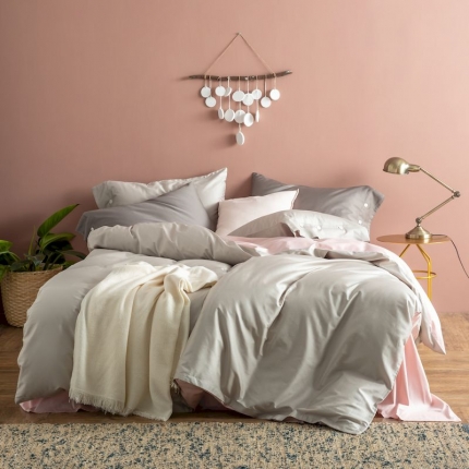 91家纺网 家纺一手货源 找家纺 涞澳家纺 2019新款60长绒棉平色二简易四件套浅藕粉配烟灰