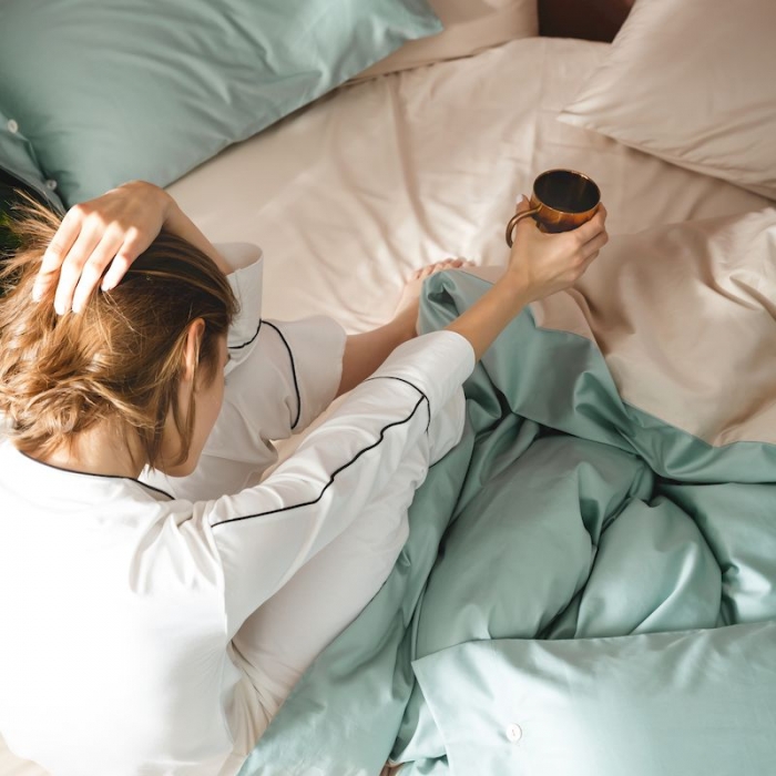 91家纺网 家纺一手货源 找家纺 涞澳家纺2019新款60长绒棉平色二简易四件套亚麻灰配梵星蓝