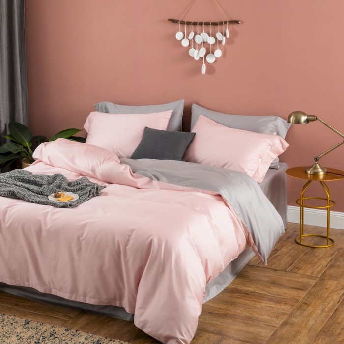 91家纺网 家纺一手货源 找家纺 涞澳家纺 2019新款60长绒棉平色二简易四件套帝灰配浅藕粉