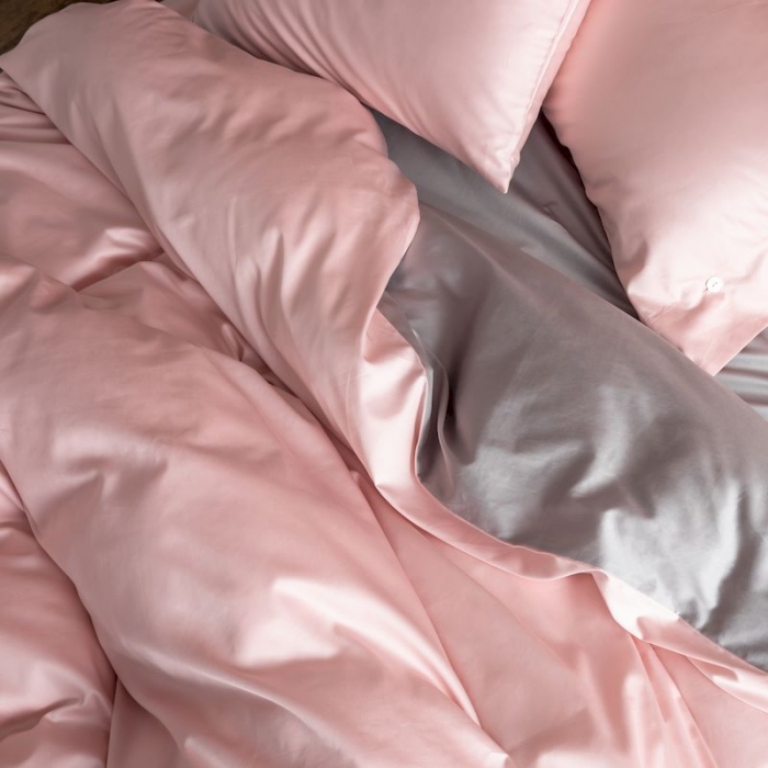 91家纺网 家纺一手货源 找家纺 涞澳家纺 2019新款60长绒棉平色二简易四件套帝灰配浅藕粉