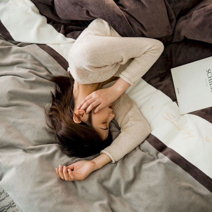 91家纺网 家纺一手货源 找家纺 涞澳 2019新款美绒系列四件套 拼色—咖色