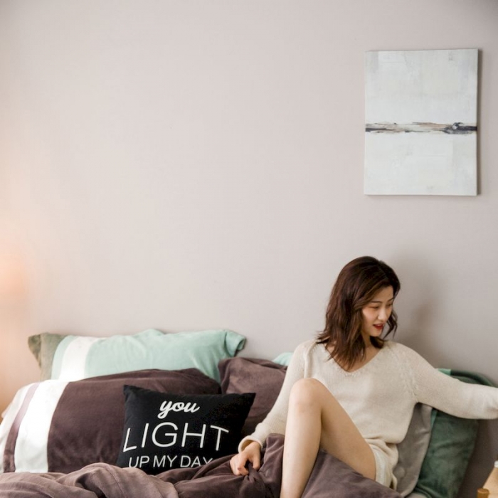 91家纺网 家纺一手货源 找家纺 涞澳 2019新款美绒系列四件套 拼色—咖色