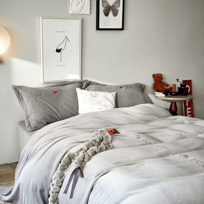 91家纺网 家纺一手货源 找家纺 涞澳 2019新款美绒系列四件套 红心—灰