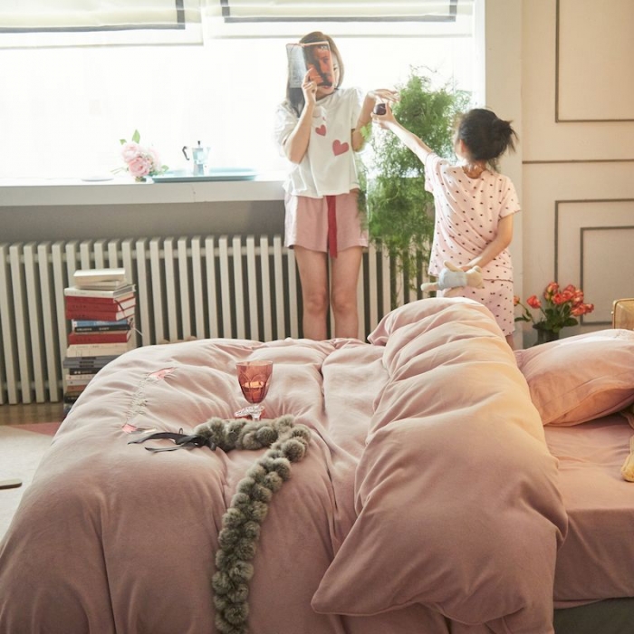 91家纺网 家纺一手货源 找家纺 涞澳 2019新款美绒系列四件套 狐狸—粉