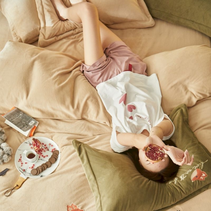 91家纺网 家纺一手货源 找家纺 涞澳 2019新款美绒系列四件套 狐狸—米