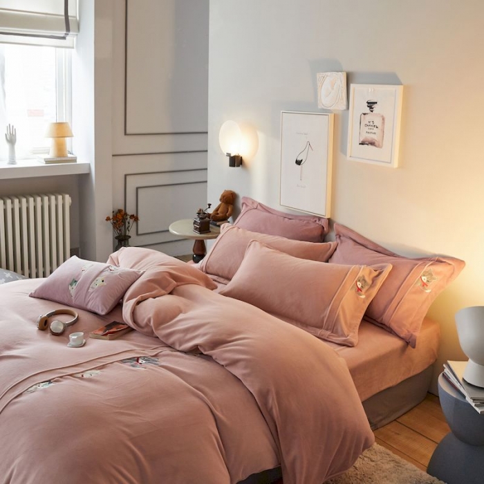 91家纺网 家纺一手货源 找家纺 涞澳 2019新款美绒系列四件套 猫咪—浅粉