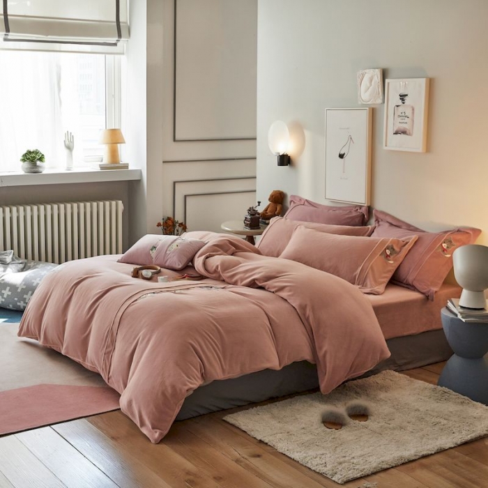 91家纺网 家纺一手货源 找家纺 涞澳 2019新款美绒系列四件套 猫咪—浅粉