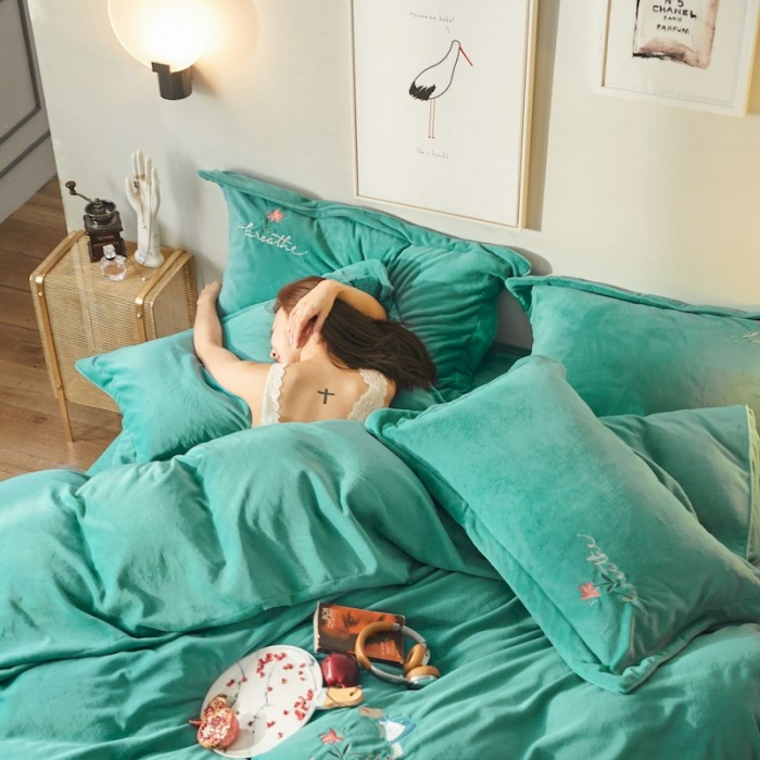 91家纺网 家纺一手货源 找家纺 涞澳 2019新款美绒系列四件套 仙女—绿