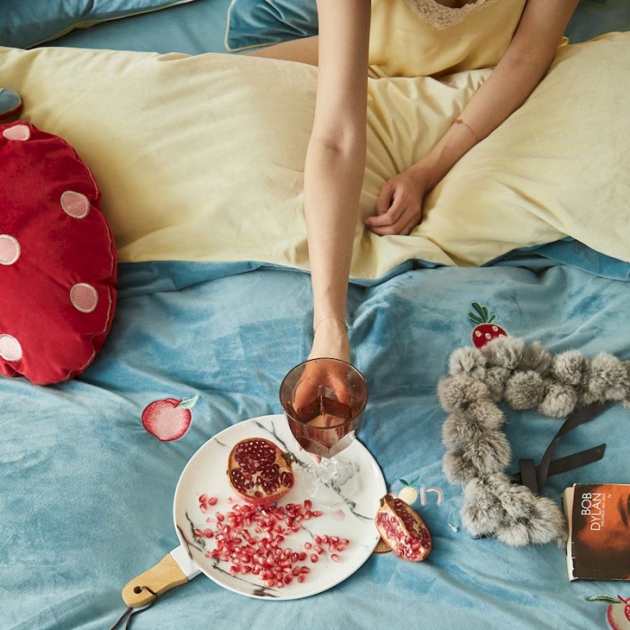 91家纺网 家纺一手货源 找家纺 涞澳 2019新款澳绒系列四件套 水果—蓝