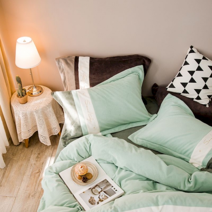 91家纺网 家纺一手货源 找家纺 涞澳 2019新款美绒系列四件套 拼色—蓝灰