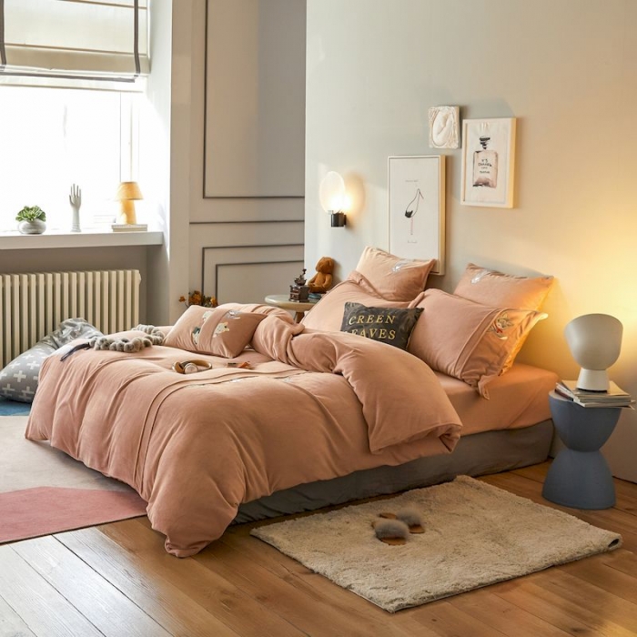 91家纺网 家纺一手货源 找家纺 涞澳 2019新款美绒系列四件套 猫咪—浅玉