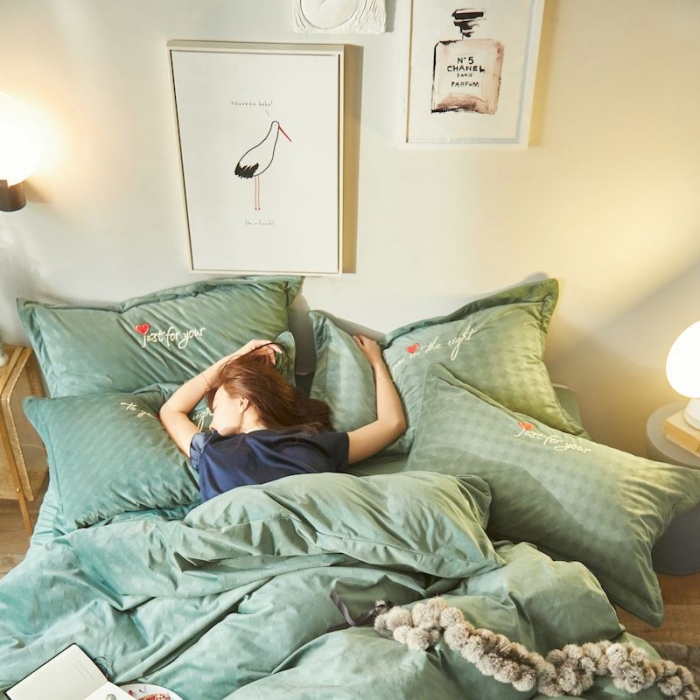 91家纺网 家纺一手货源 找家纺 涞澳 2019新款澳绒系列四件套 爱心—浅绿