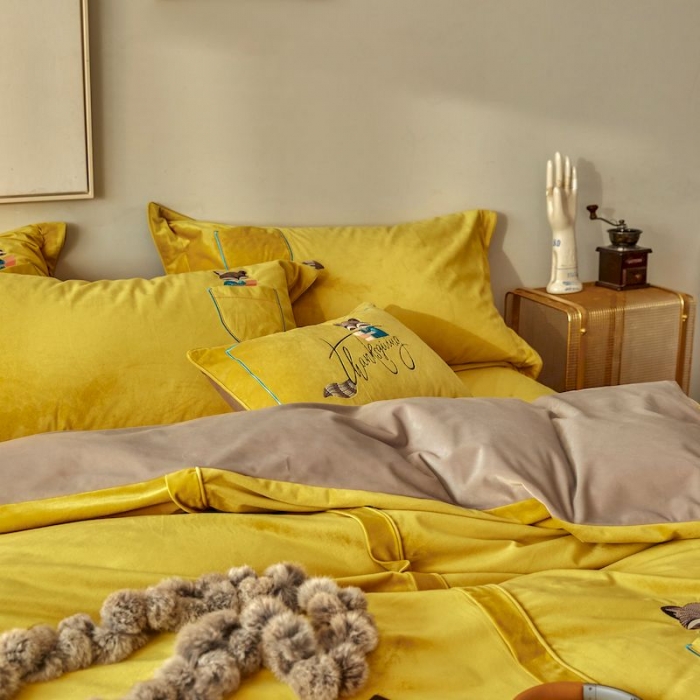 91家纺网 家纺一手货源 找家纺 涞澳 2019新款澳绒系列四件套 口袋—黄