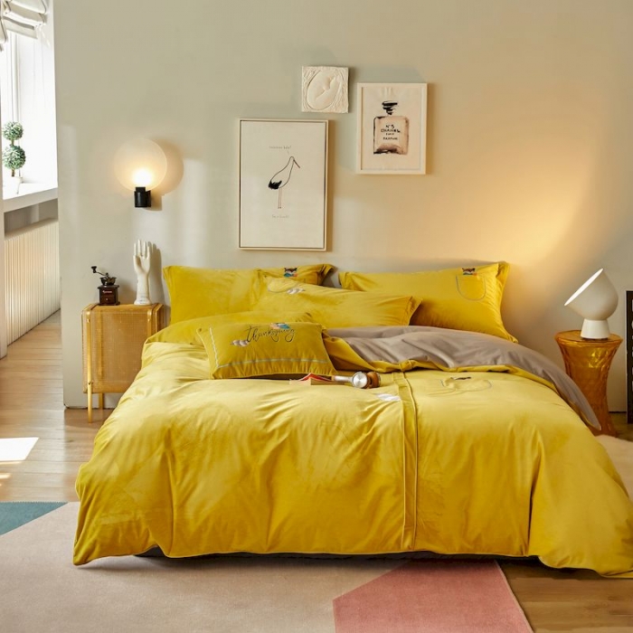 91家纺网 家纺一手货源 找家纺 涞澳 2019新款澳绒系列四件套 口袋—黄