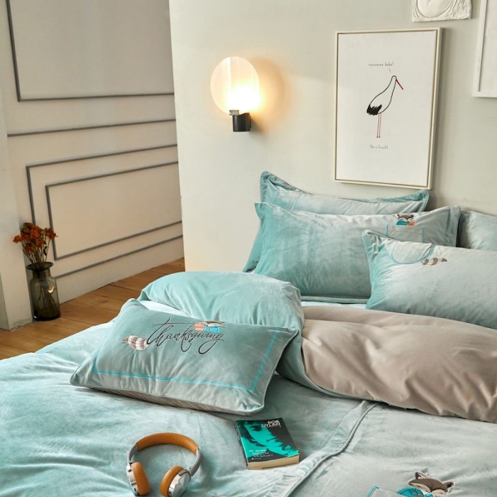 91家纺网 家纺一手货源 找家纺 涞澳 2019新款澳绒系列四件套 口袋—浅蓝