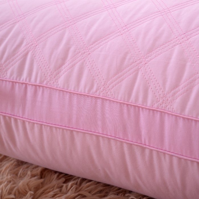 91家纺网 家纺一手货源 找家纺 （总）锦绣万家 方格格绗缝羽丝绒枕头枕芯