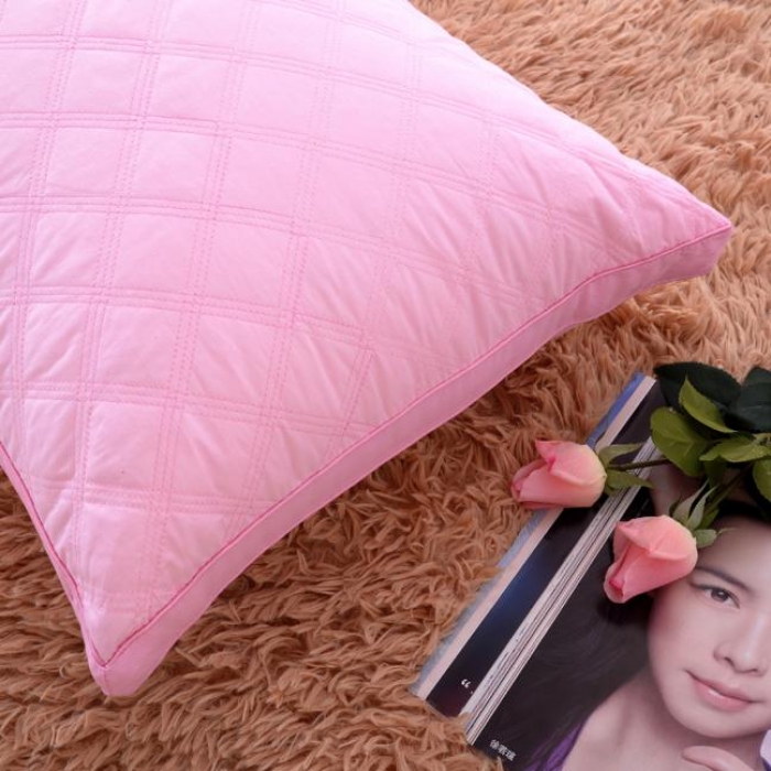 91家纺网 家纺一手货源 找家纺 （总）锦绣万家 方格格绗缝羽丝绒枕头枕芯