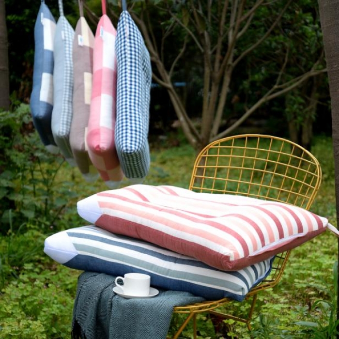 91家纺网 家纺一手货源 找家纺 简约风全棉水洗棉羽丝绒枕头枕芯