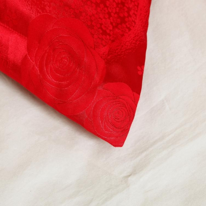 91家纺网 家纺一手货源 找家纺 双人枕套双人枕芯套仿丝棉提花枕套 花样年华