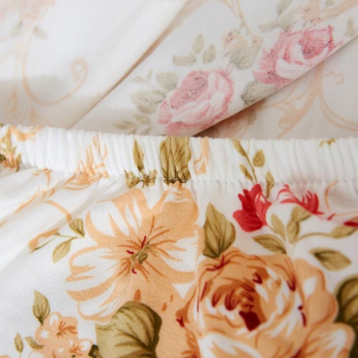 91家纺网 家纺一手货源 找家纺 兴妮雅家纺 2018新款小清新风格沙发套 浪漫满屋