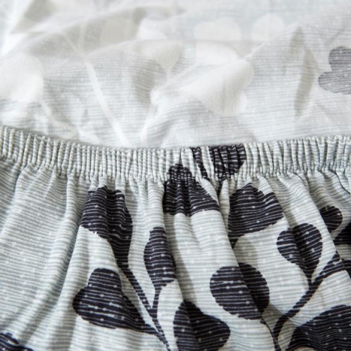 91家纺网 家纺一手货源 找家纺 兴妮雅家纺 2018新款小清新风格沙发套 叶知秋