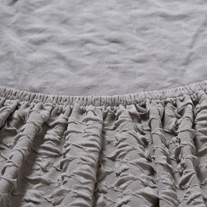 91家纺网 家纺一手货源 找家纺 兴妮雅 2020新款牛奶丝压花沙发套 灰色