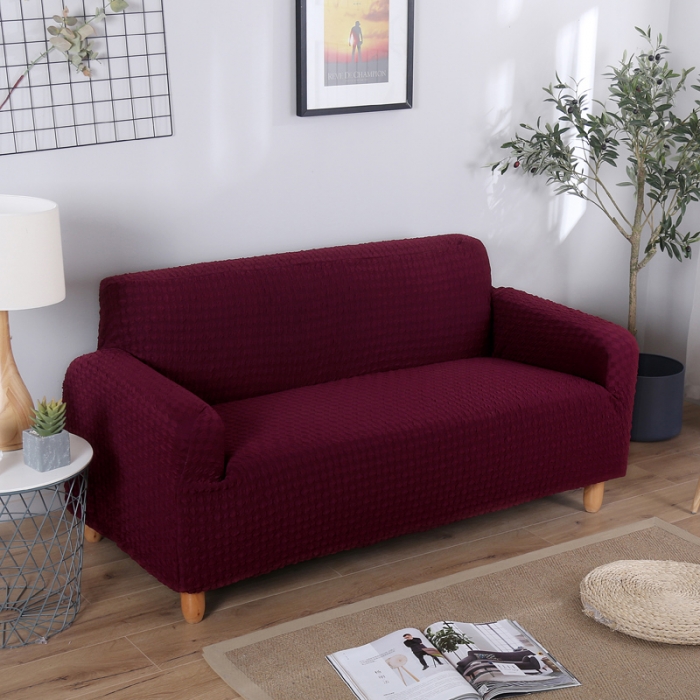 91家纺网 家纺一手货源 找家纺 兴妮雅 2020新款牛奶丝压花沙发套 酒红