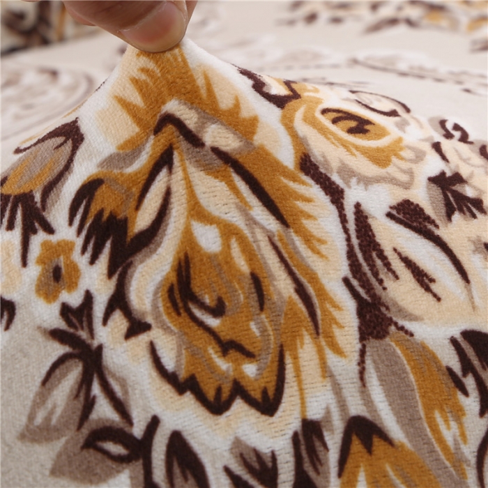 91家纺网 家纺一手货源 找家纺 兴妮雅家纺 2020新款毛绒款沙发床 宛如初见