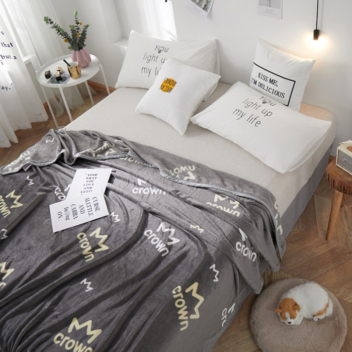 91家纺网 家纺一手货源 找家纺 羋多家纺 2023新款冰貂绒系列毛毯 皇冠