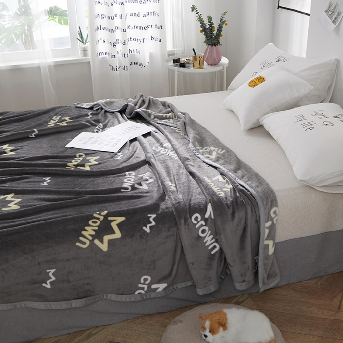 91家纺网 家纺一手货源 找家纺 羋多家纺 2023新款冰貂绒系列毛毯 皇冠