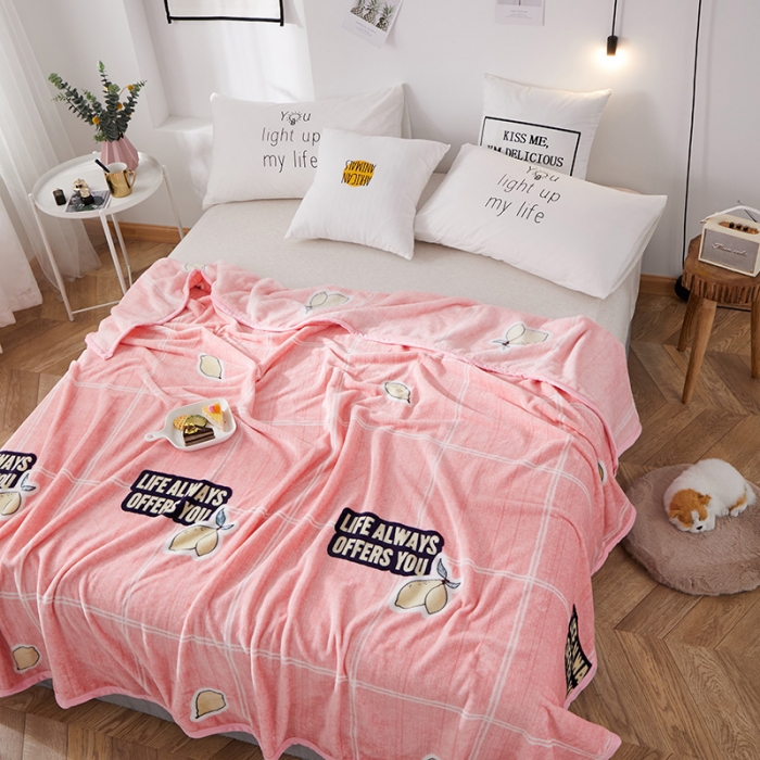 91家纺网 家纺一手货源 找家纺 羋多家纺 2023新款冰貂绒系列毛毯 柠檬小姐