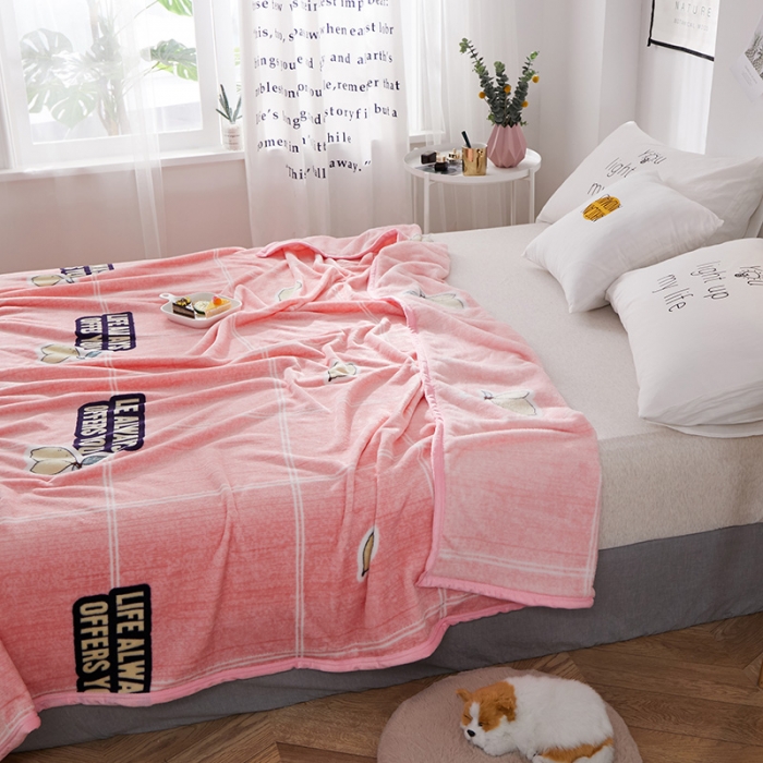 91家纺网 家纺一手货源 找家纺 羋多家纺 2023新款冰貂绒系列毛毯 柠檬小姐