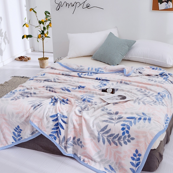 91家纺网 家纺一手货源 找家纺 羋多家纺 2023新款云貂绒系列毛毯 浅浅叶语