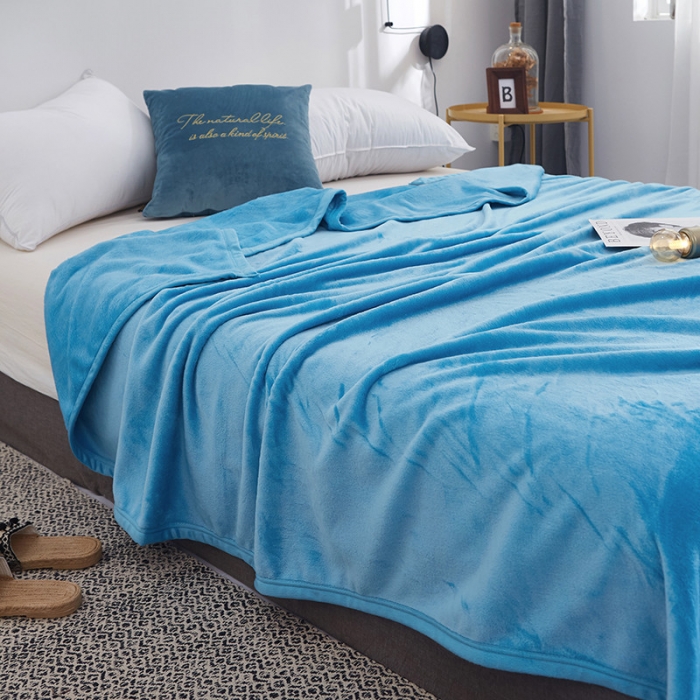 91家纺网 家纺一手货源 找家纺 羋多家纺 2023新款云貂绒系列毛毯 天蓝色