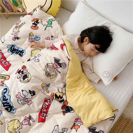 91家纺网 家纺一手货源 找家纺 星期八 2019新款史努比春秋被 史努比·小憩