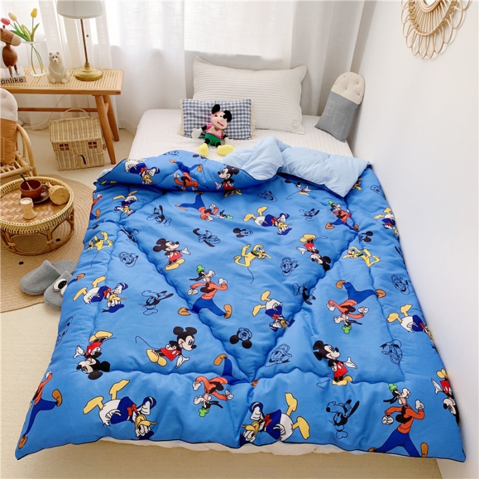 91家纺网 家纺一手货源 找家纺 星期八 新款趣味冬被 米奇乐园