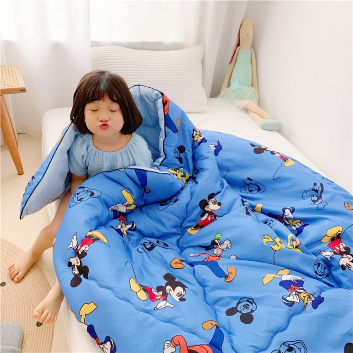 91家纺网 家纺一手货源 找家纺 星期八 新款趣味冬被 米奇乐园