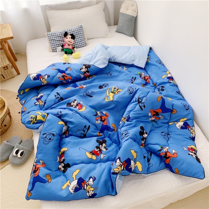 91家纺网 家纺一手货源 找家纺 星期八 新款趣味冬被 米奇乐园