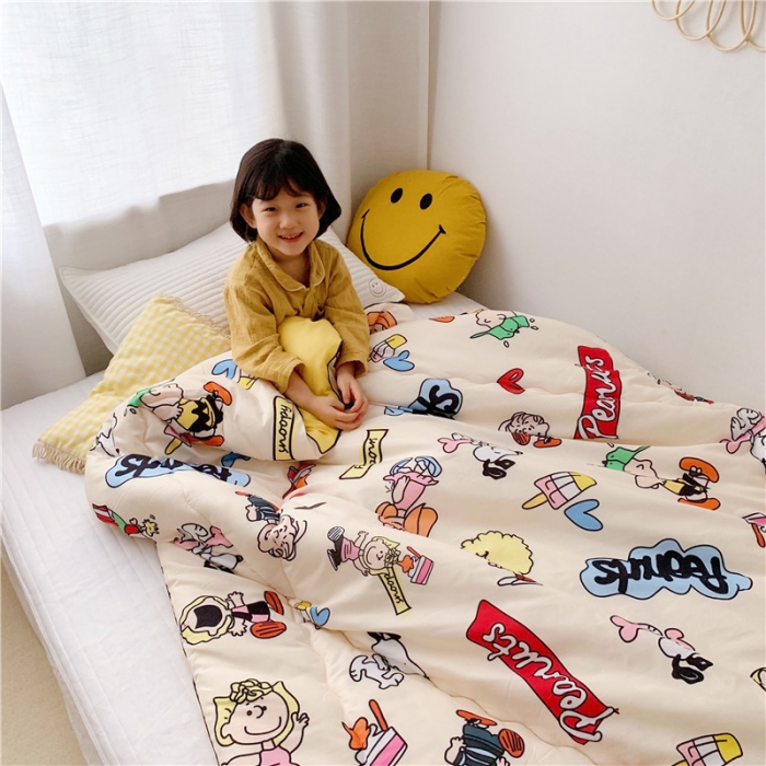 91家纺网 家纺一手货源 找家纺 星期八 新款趣味冬被 史努比小憩