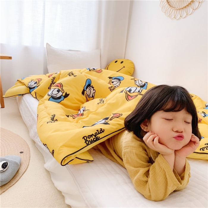 91家纺网 家纺一手货源 找家纺 星期八 新款趣味冬被 唐老鸭