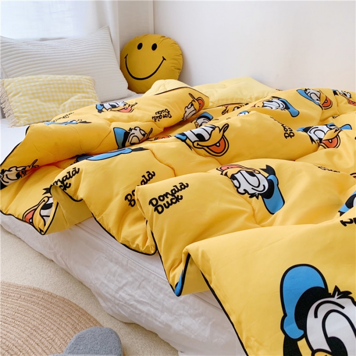 91家纺网 家纺一手货源 找家纺 星期八 新款趣味冬被 唐老鸭