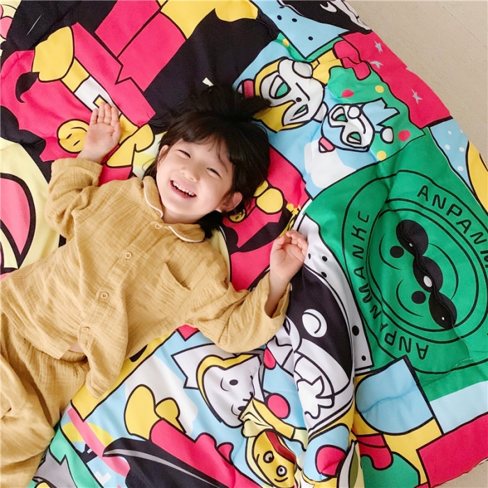 91家纺网 家纺一手货源 找家纺 星期八 新款趣味冬被 面包超人