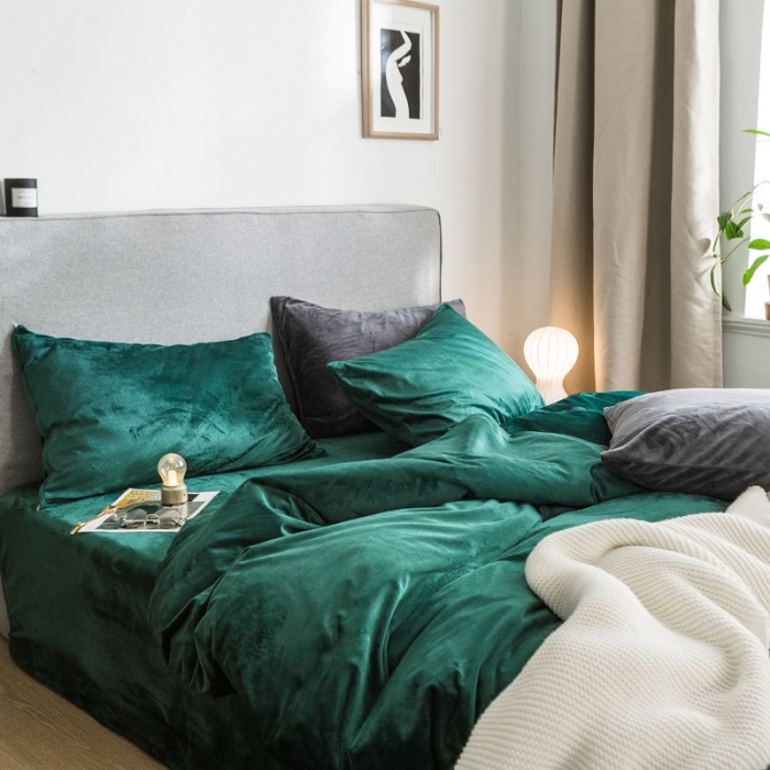 91家纺网 家纺一手货源 找家纺 梦家居 2019韩国简约素色天鹅绒四件套 墨绿色