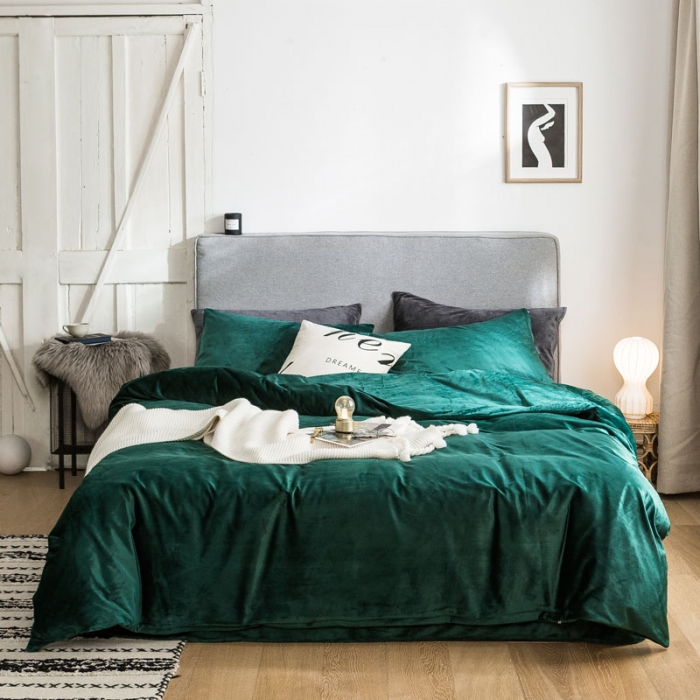 91家纺网 家纺一手货源 找家纺 梦家居 2019韩国简约素色天鹅绒四件套 墨绿色