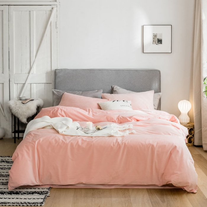 91家纺网 家纺一手货源 找家纺 梦家居 2019韩国简约素色天鹅绒四件套 浅粉色