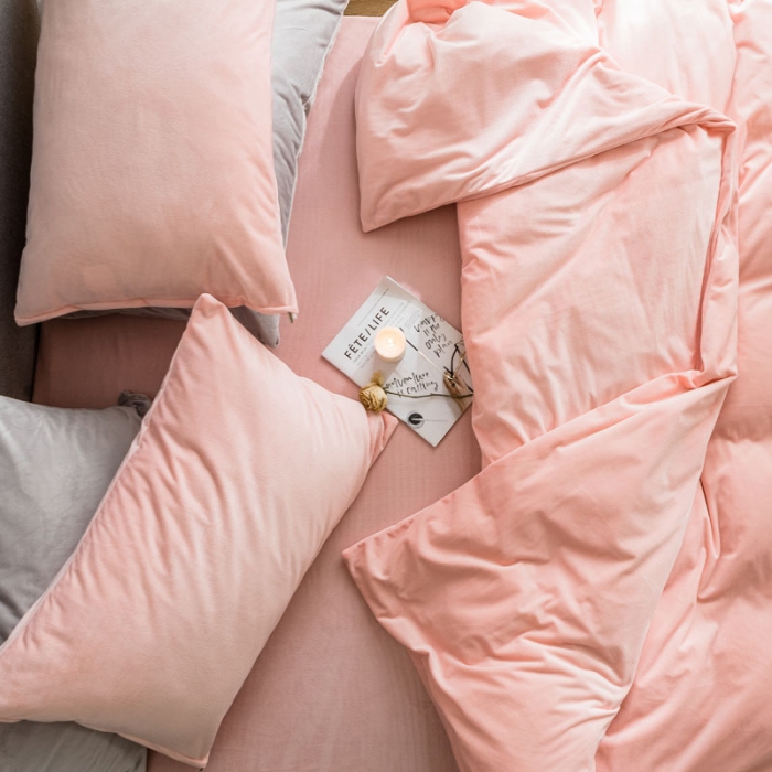 91家纺网 家纺一手货源 找家纺 梦家居 2019韩国简约素色天鹅绒四件套 浅粉色