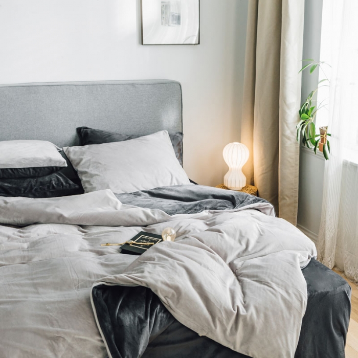 91家纺网 家纺一手货源 找家纺 梦家居 2019韩国简约素色天鹅绒四件套 浅灰拼深灰