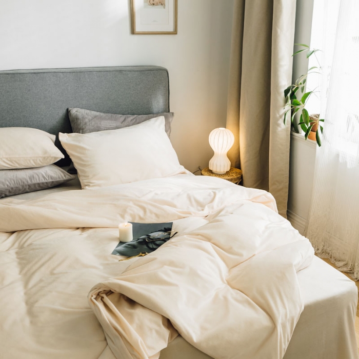 91家纺网 家纺一手货源 找家纺 梦家居 2019韩国简约素色天鹅绒四件套 浅米色