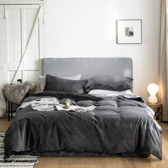 91家纺网 家纺一手货源 找家纺 梦家居 2019韩国简约素色天鹅绒四件套 深灰色